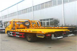 绥芬河附近拖车救援搭电